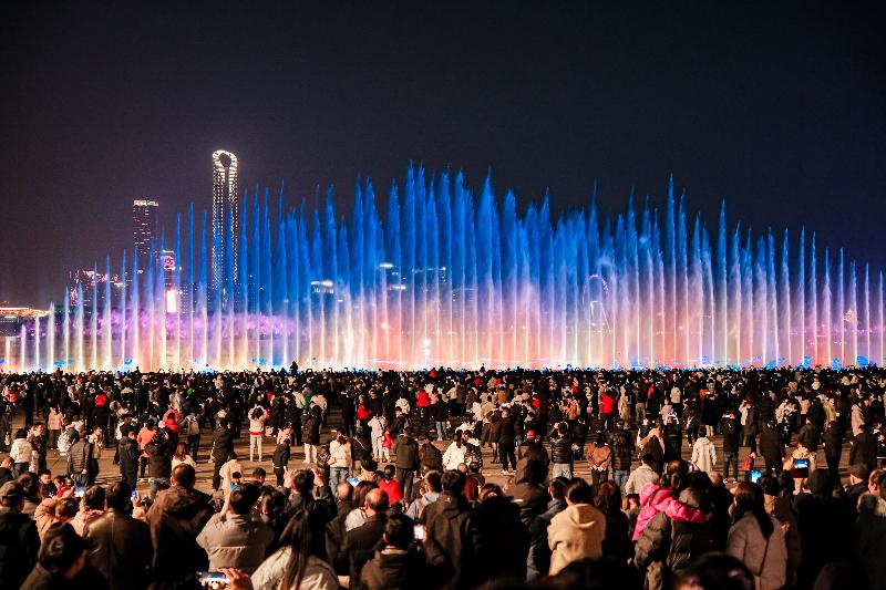 駿馬迎春?悅享三湖?園區營造新春文旅消費新體驗